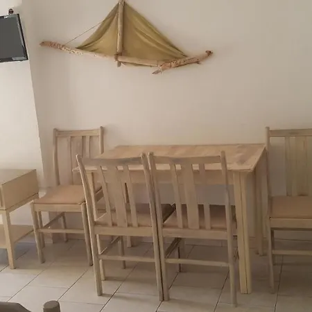 11 Perasma Kypri Tatil Evi Kipri (Andros)